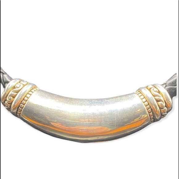 Reversible silver choker on leather cord scrollwork heavy clasp 14” base of neck - Picture 5 of 6
